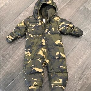 Old Navy Camouflage Snowsuit worn once